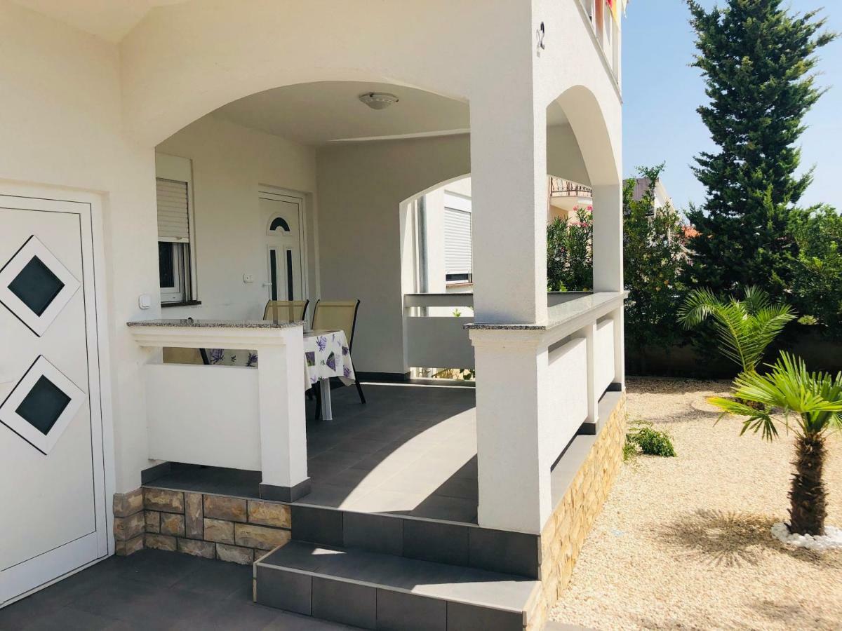 Vir Holidays Extérieur photo