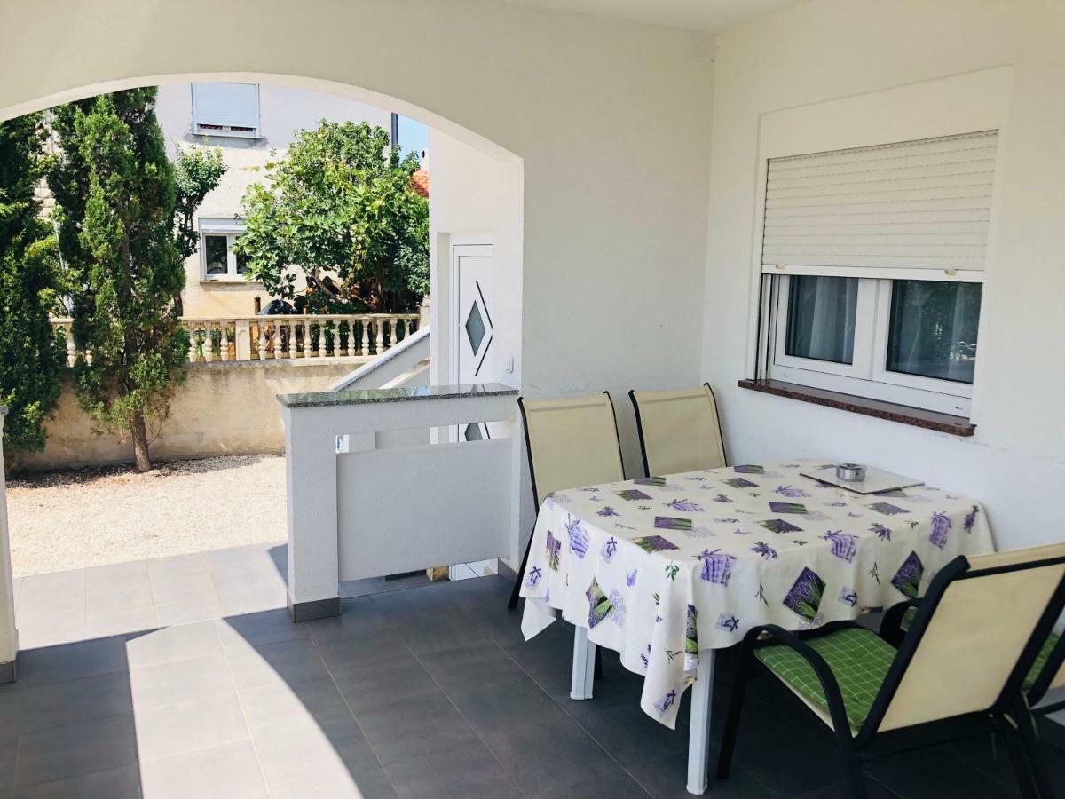 Vir Holidays Extérieur photo